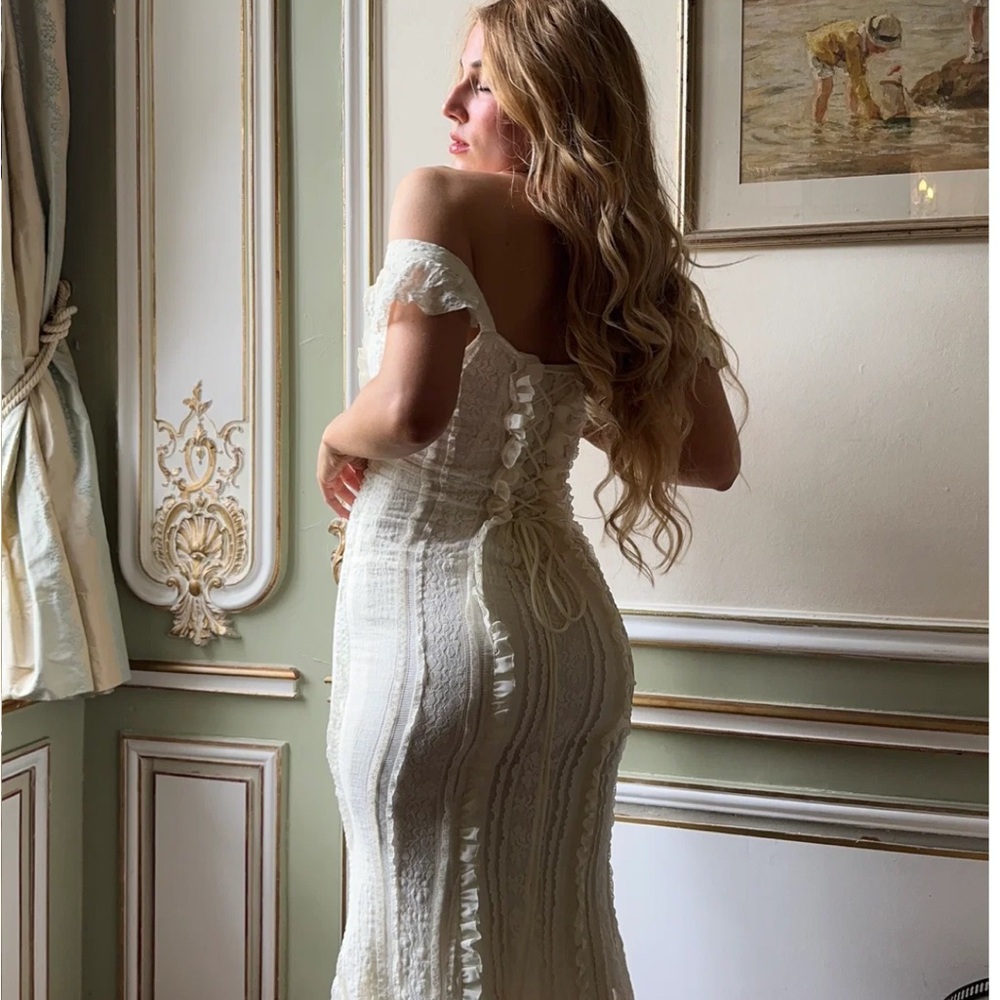 Ivory Ruffle-Trim Maxi Dress - Picture 13 of 16